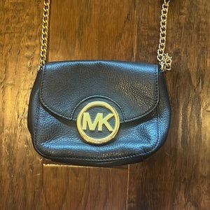 Small black Michael Kors purse